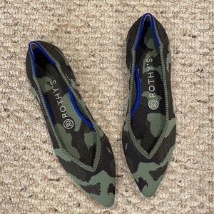 Rothy’s “The Point” in Camo